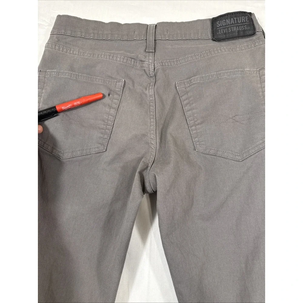 JEAN STRAIGHT Levi Strauss Signature  Mens 32x34 Gray Athletic  Fit‎ 100% Cotton